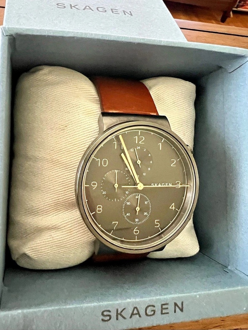 Skagen Ancher Chronograph Gunmetal-Tone Watch Chronograph Leather Watch Brown &